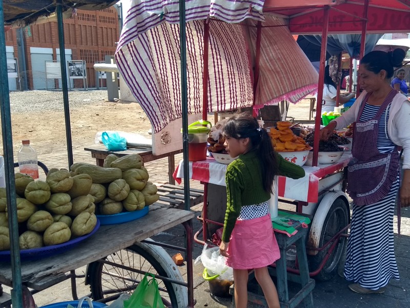 Bajas ventas en el comercio en Juchitán