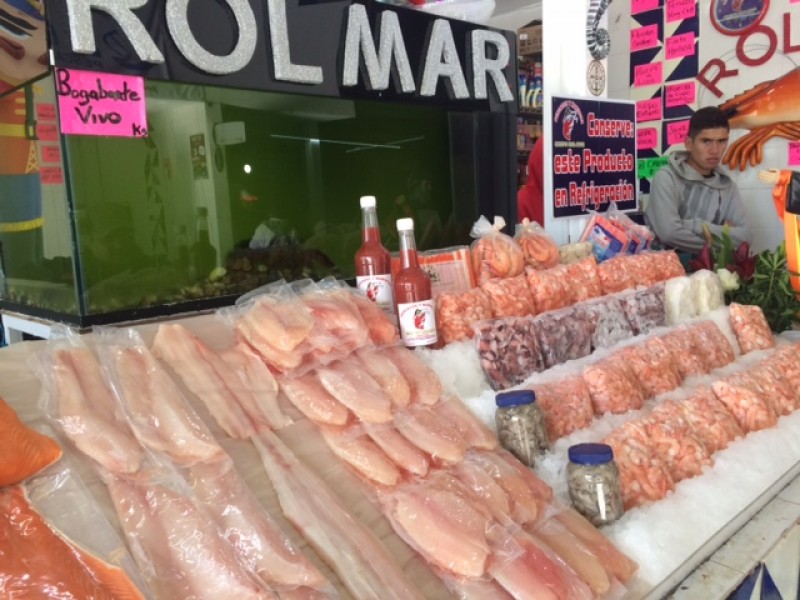 Bajas ventas en Mercado de Pescados y Mariscos
