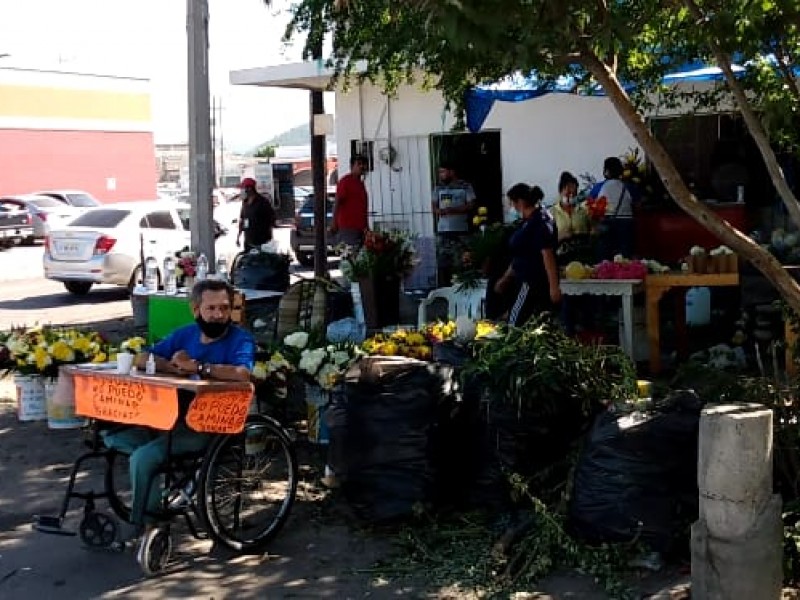 Bajas ventas en panteones ante poca afluencia