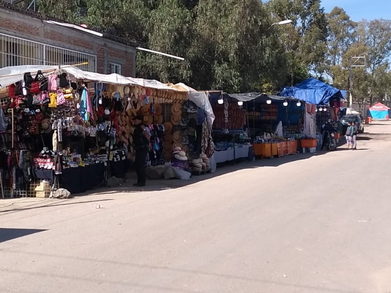 Bajas ventas por falta de peregrinos