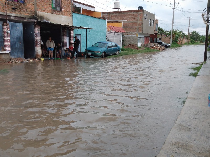 Bajo el agua San José del 15 en El Salto