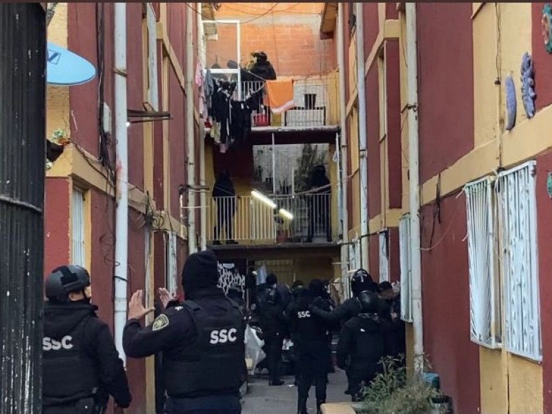 Balacera en Azcapotzalco deja 4 muertos, entre ellos dos policías