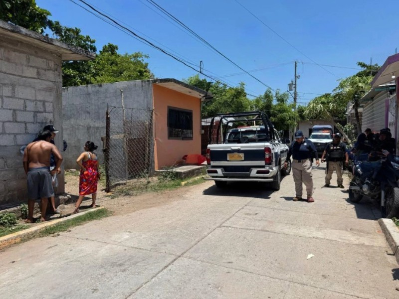 Balacera en colonia San Vicente de Juchitán deja daños materiales
