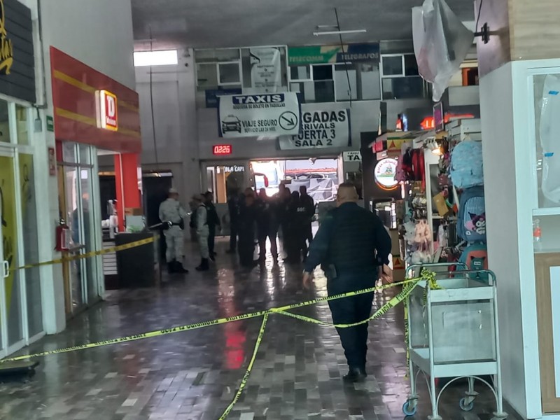 Balacera en central de autobuses en CDMX deja dos muertos