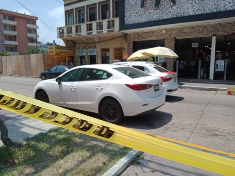 Balean a automovilista en pleno centro de Coatzacoalcos