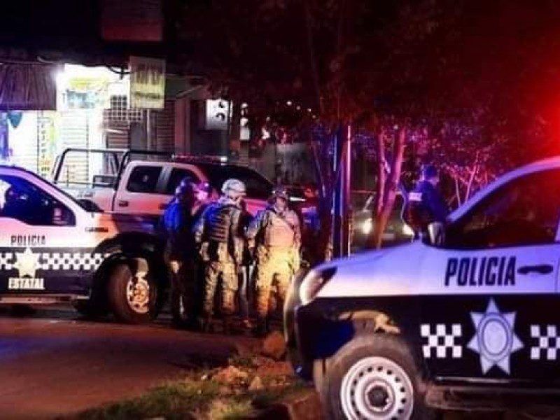 Balean a familia en Coscomatepec, una persona perdió la vida