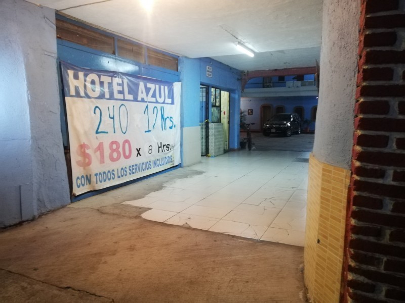 Balean a hombre en hotel de Quinta Velarde