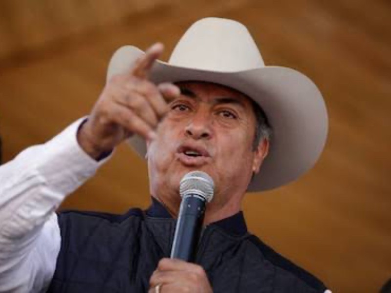 Balean a hombre tras incendiar vivienda de “El Bronco”