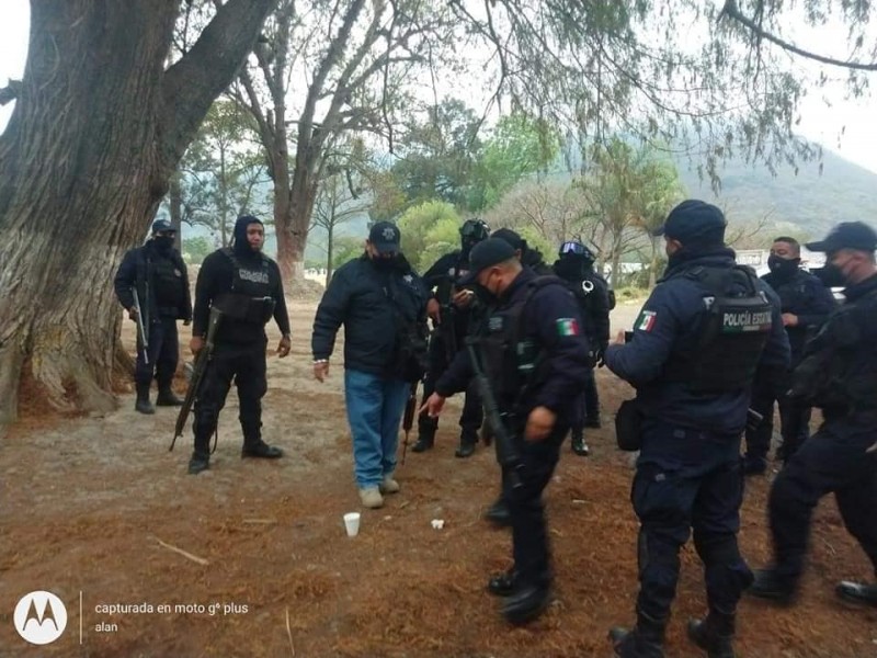 Balean a policías estatales en Nogales