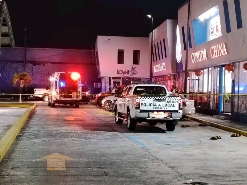 Balean a propietario de comida china en Orizaba
