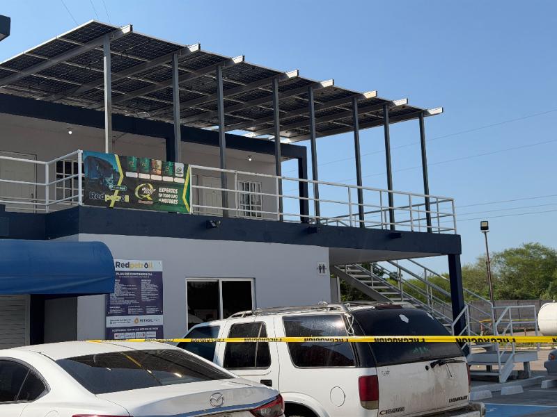 Balean a trabajador junto a gasolinera sobre la México 15