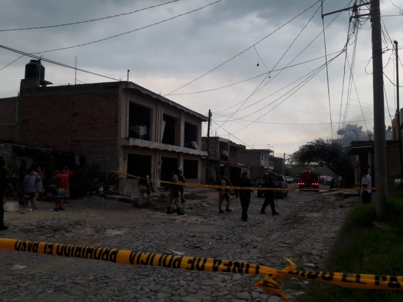 Balean casa y la incendian en Tlaquepaue