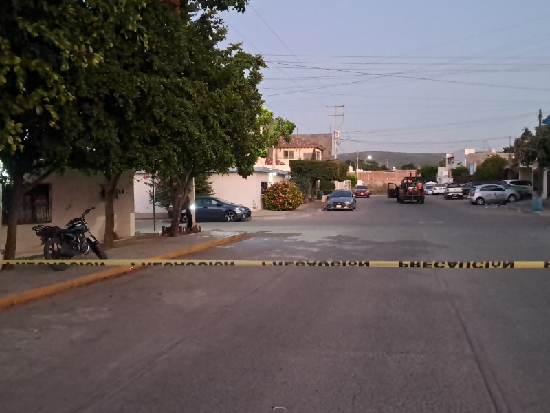 Balean una casa en la Guadalupe Victoria en Culiacán
