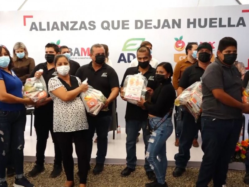 Banco de Alimentos entrega más de 200 despensas a damnificados,Culiacán