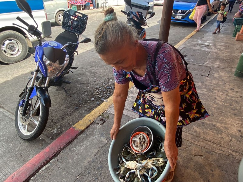 Bandejeras de camarón reportan bajan ventas