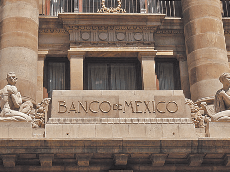 Banxico eleva su tasa de interés a 4.25%