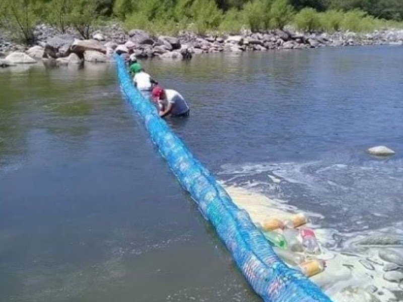 Barreras flotantes, alternativa para limpieza de ríos, drenes