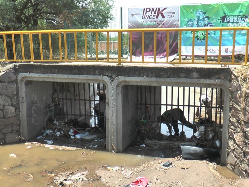 Basura en ríos y arroyos afectan a presa El Palote