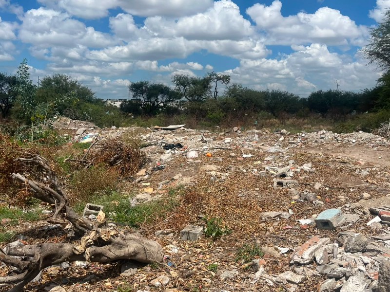 Basura en terreno baldío preocupa a vecinos de Villas San Nicolás II ...