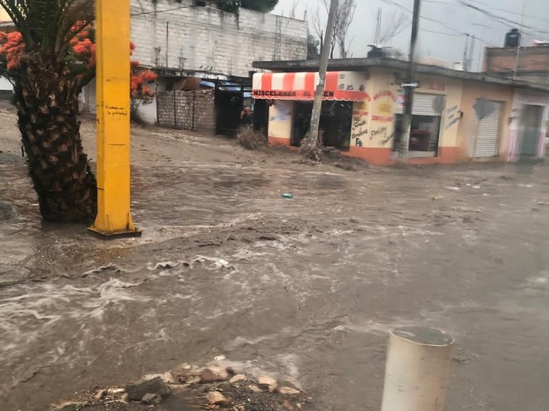Basura provocó inundaciones: Servicios Municipales