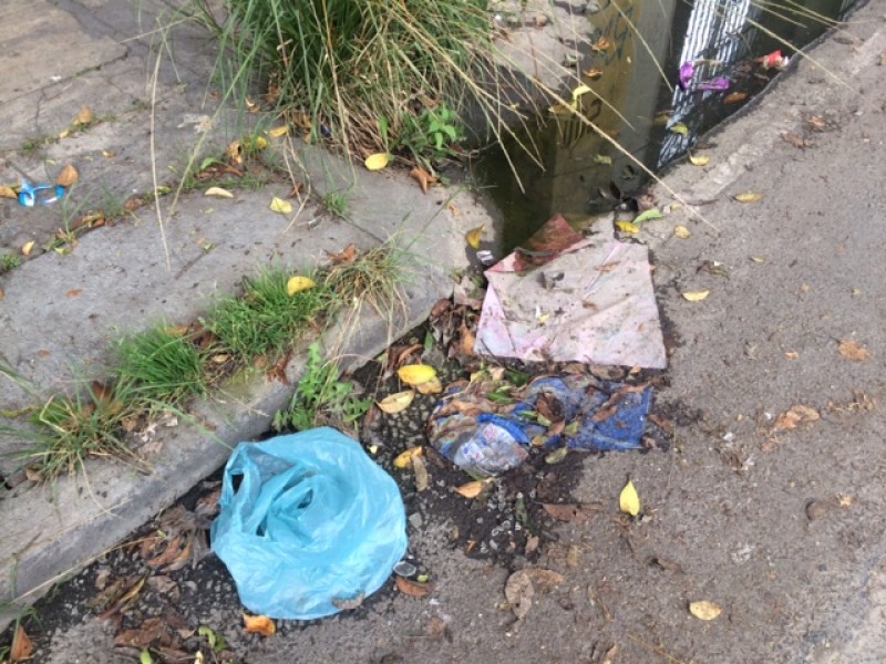 Basurero clandestino en el Barrio de Santiago