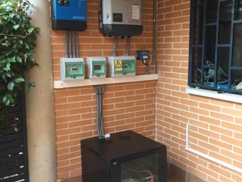 Baterías de litio es una alternativa para tener luz ante apagones