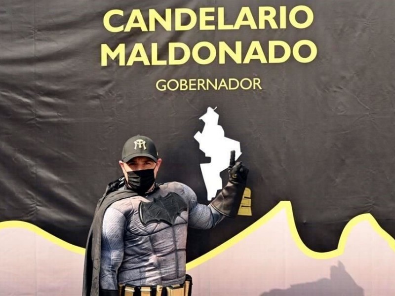 “Batman Regio” inicia colecta de firmas para candidatura independiente