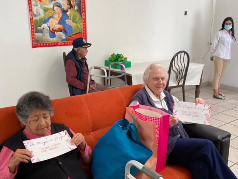 Bazar del Asilo de Ancianas continúa abierto con grandes descuentos