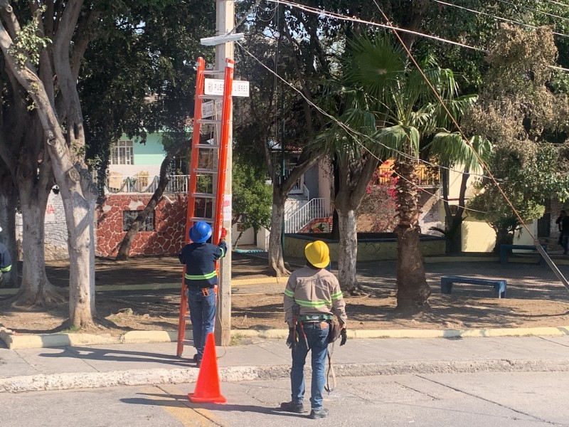 Beneficia la instalación de fibra óptica a usuarios.