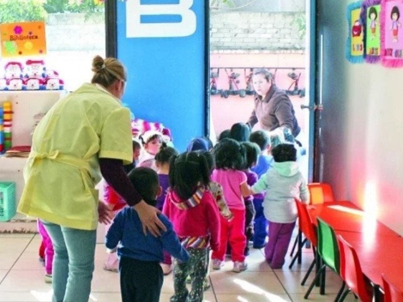 Beneficiarán a madres trabajadoras con programa federal