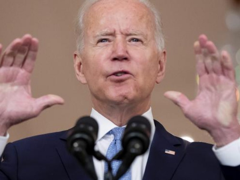 Biden ordenará vacunación obligatoria anti Covid-19 de empleados federales