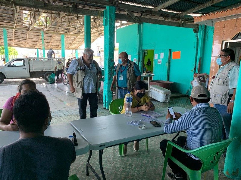 Bienpesca entrega apoyos a pescadores de Tuxpan y Tamiahua