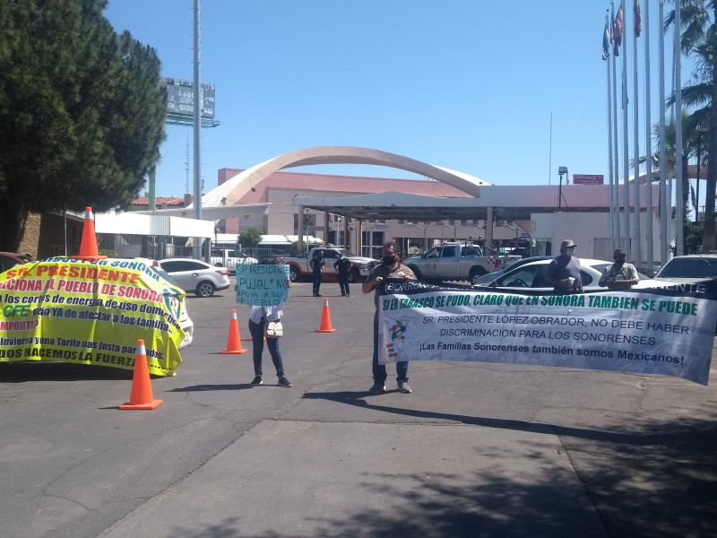 Bloquea puerta 1 México Organización Usuarios Unidos por Sonora