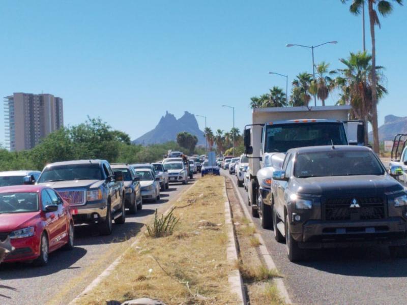 Bloquean entrada y salida en San Carlos, piden 
