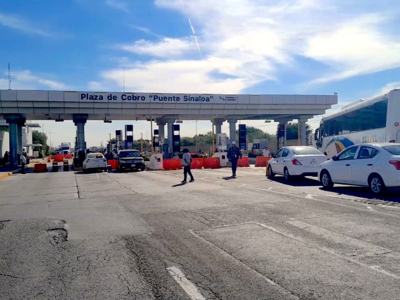 Bloquean nuevamente la Cuatro Caminos en Guasave; no hay acuerdos