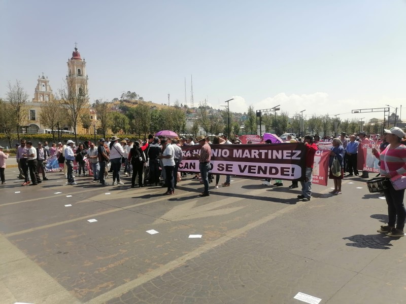 Bloquean principal cuadro de la capital Mexiquense