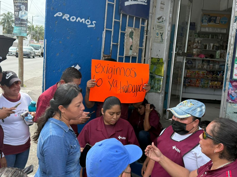 Bloquearon vialidad por falta de pago trabajadores del Hospital de Boca