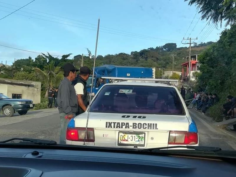 Bloqueo carretero de campesinos