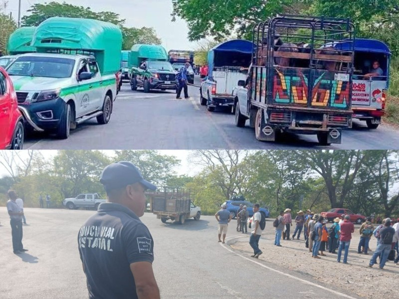 Pobladores de Guichicovi; exigen atención de autoridades con bloqueo