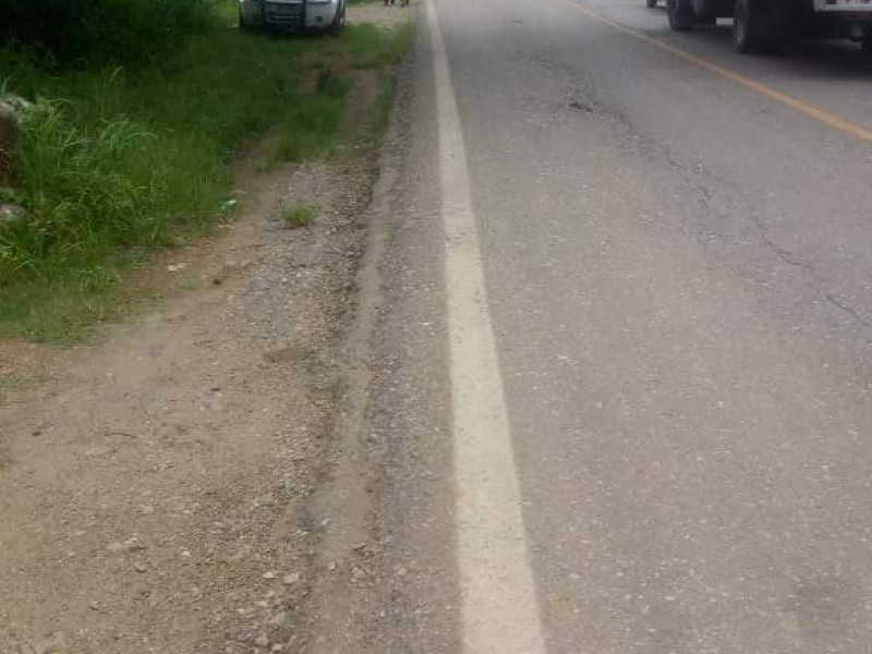 Bloqueo en Frontera Comalapa por parte de habitantes