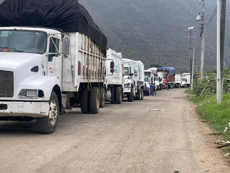 Bloqueo en Nogales paraliza recolección de basura en 50 municipios