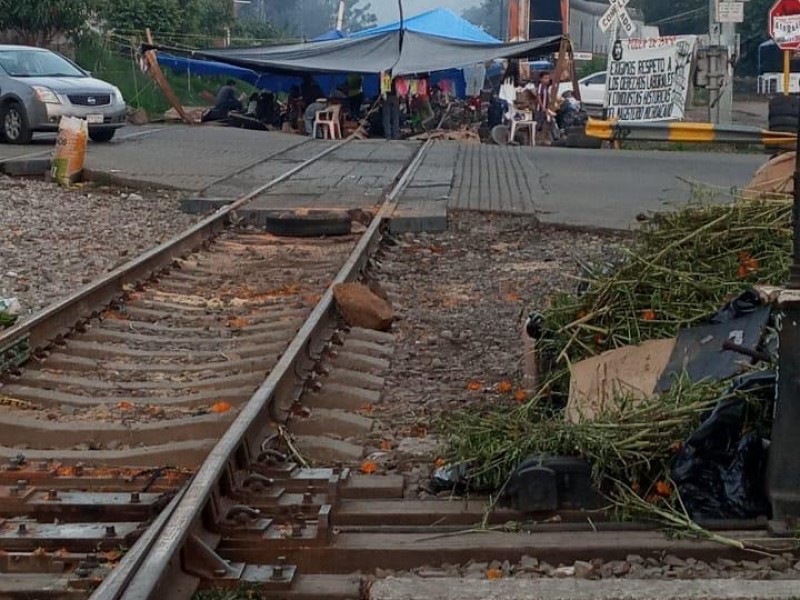 Bloqueo en vías del tren en Michoacán cumple 36 días