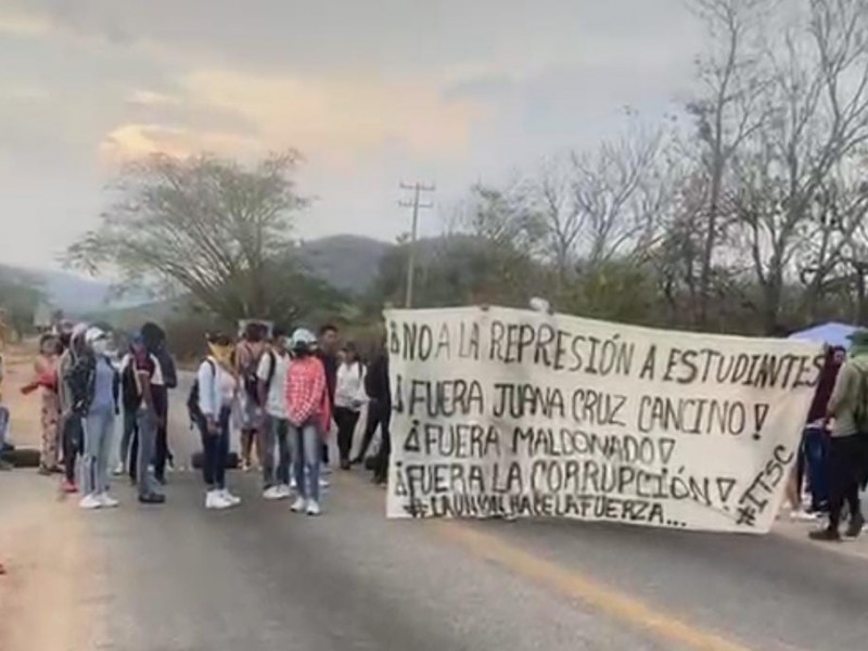 Bloqueo total en el tramo carretero Cintalapa-Jiquipilas