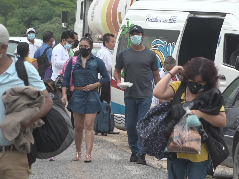 Bloqueos carreteros, una constante que mancha al Istmo: turistas