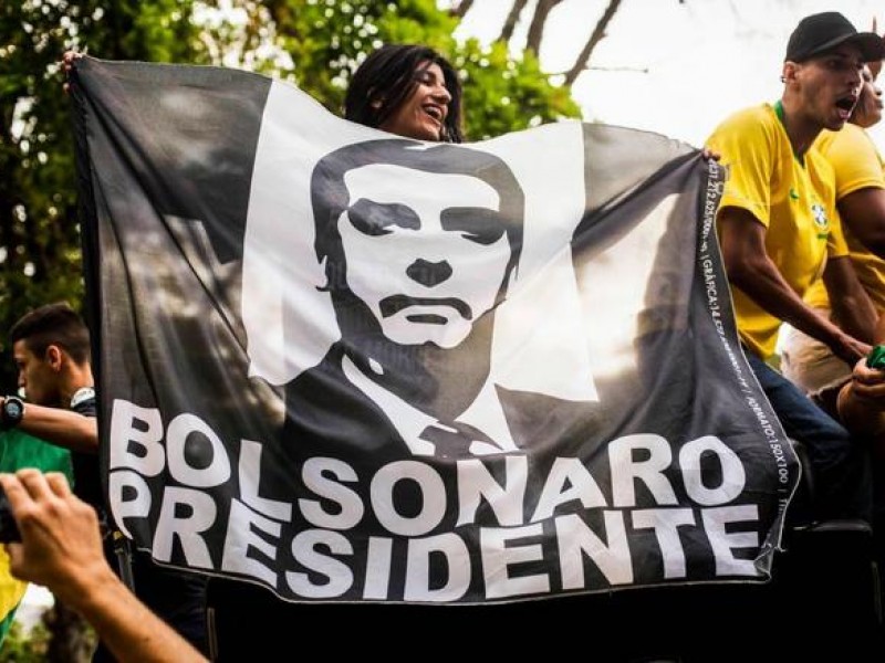 Bolsonaro logra en Brasil votación abrumadora