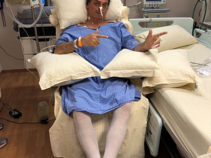 Bolsonaro retoma presidencia de Brasil desde el hospital