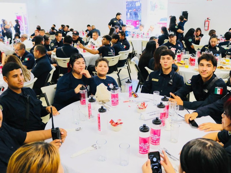 Bomberos celebran su día con actividades y reconocimientos