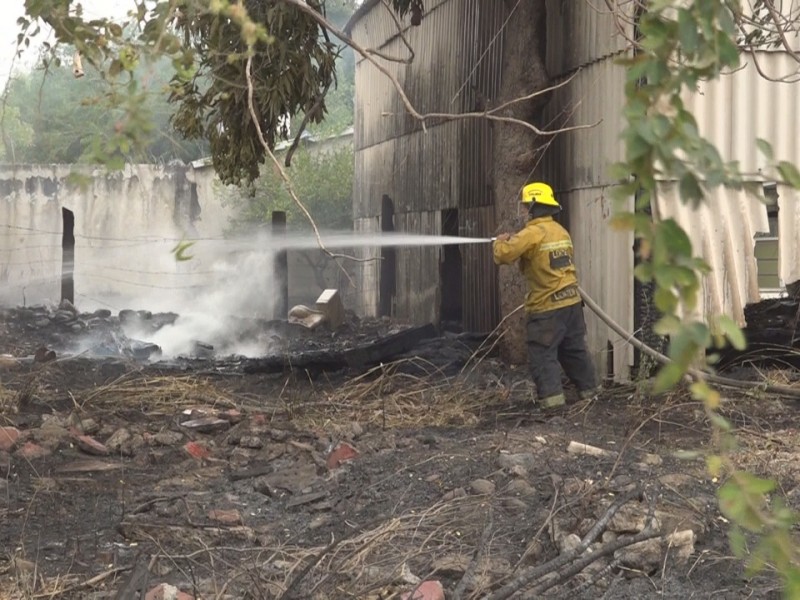 Bomberos Colima buscan recaudar 750 mil en colecta anual 2024