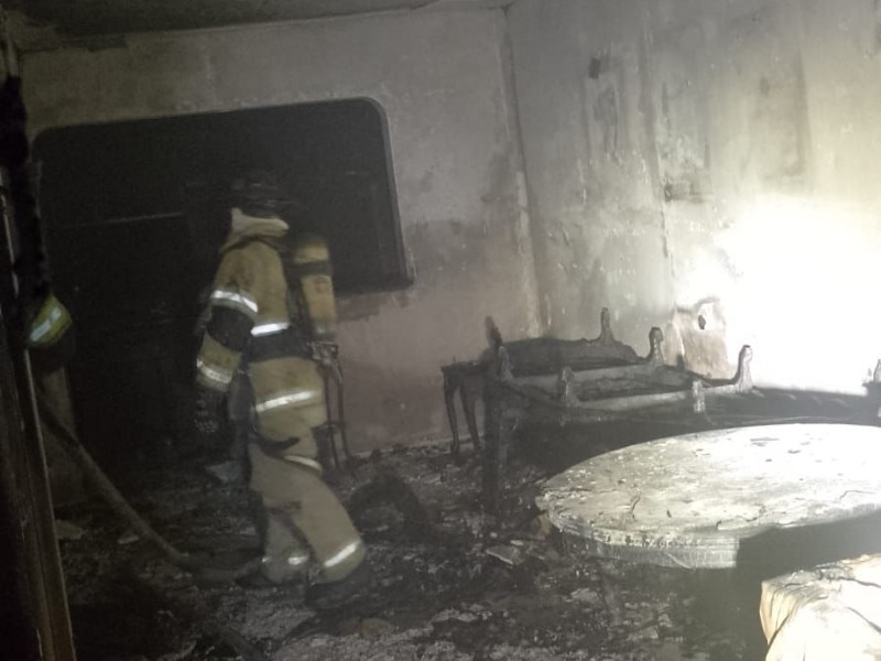 Bomberos controlan incendio en vivienda de Cielo Vista