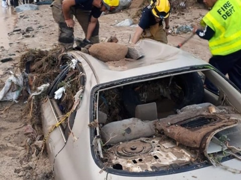 Bomberos de CSL realiza servicios durante lluvias